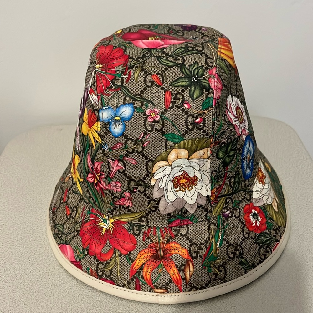 Gucci floral logo bucket hat